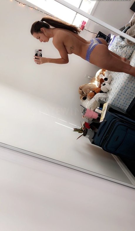 Sarahjolzzz