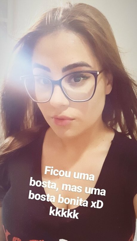 Nahá fotka uniklých OnlyFans od Isabela Barri
