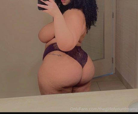 Thegirlofyourdreamz