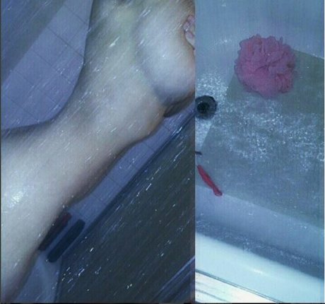 Naken läckt OnlyFans-bild av Ghoulempress