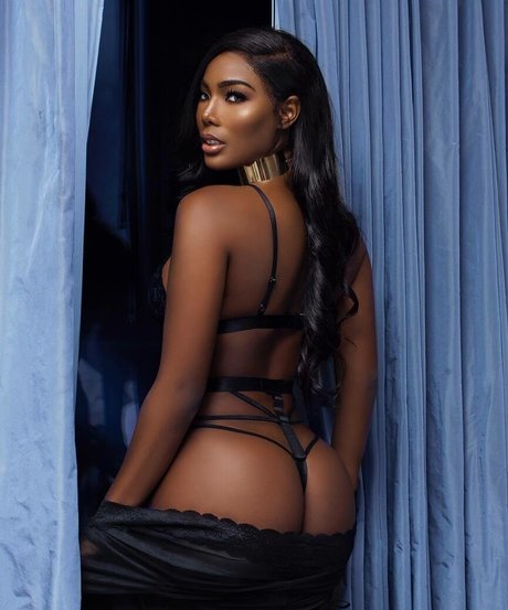 Monifa Jansen