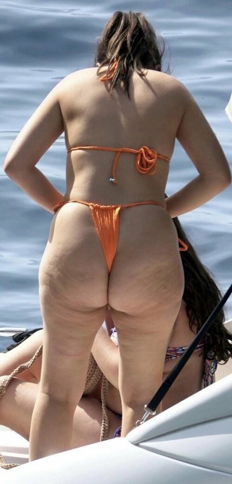 Camilla Cabelo  nude leaked OnlyFans photo