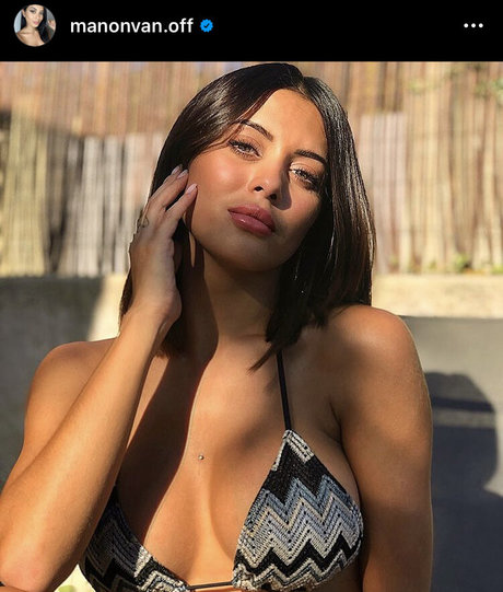 Nahá fotka uniklých OnlyFans od Manon Van