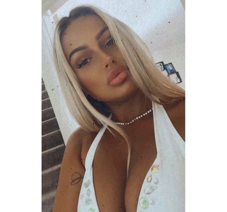 Foto desnuda filtrada de OnlyFans de Laurenchelseamossx