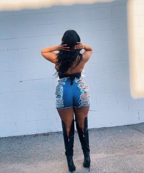 Illiy  nude leaked OnlyFans photo
