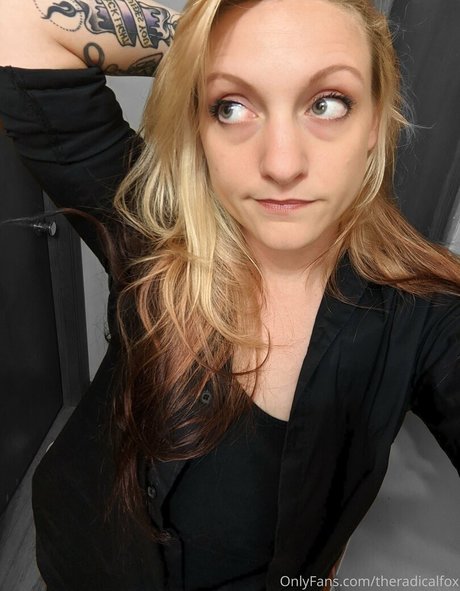 Nahá fotka uniklých OnlyFans od Theradicalfox