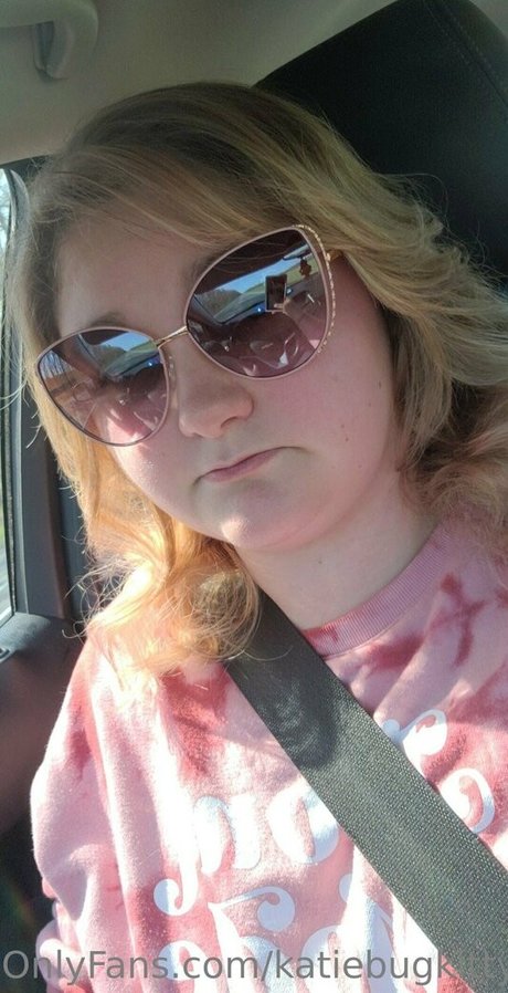 Katiebugkitty122