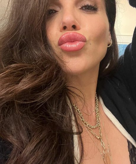 Foto nua vazada do OnlyFans de Lana Parilla