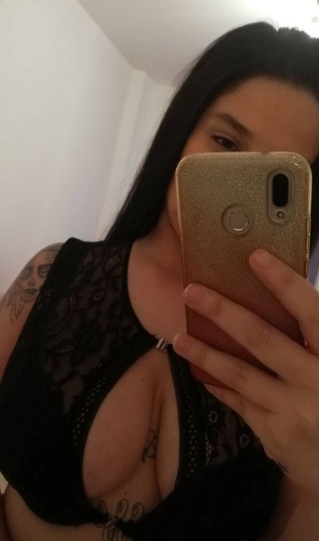 Naken läckt OnlyFans-bild av Analisboa