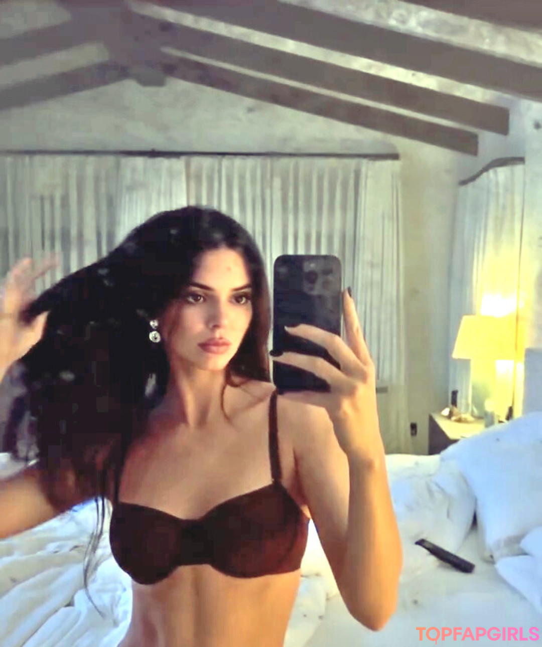 Nahá fotka uniklých OnlyFans od Kendall Jenner #1583