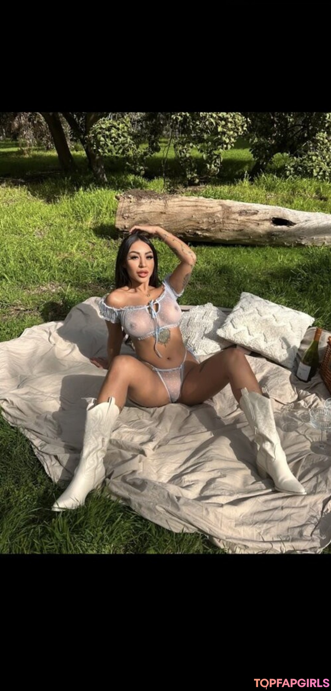 Alasti lekkinud OnlyFans-i pilt Perth Girls #12