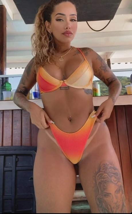 Обнаженная фотография утечки OnlyFans от Muito Linda