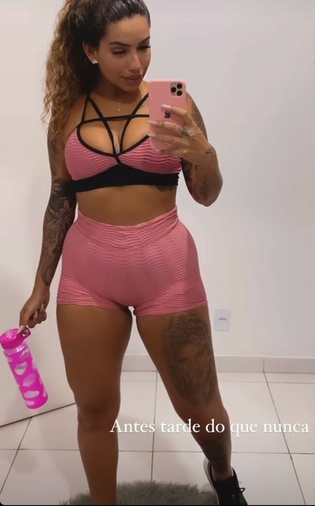 Naken läckt OnlyFans-bild av Muito Linda