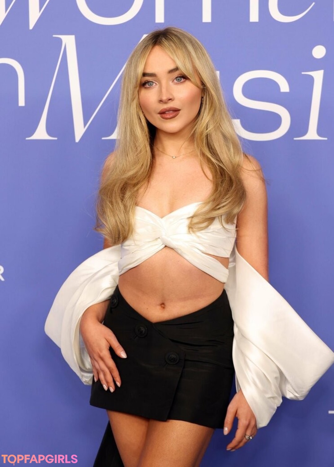 Naken lekkede OnlyFans-bilde av Sabrina Carpenter #1043