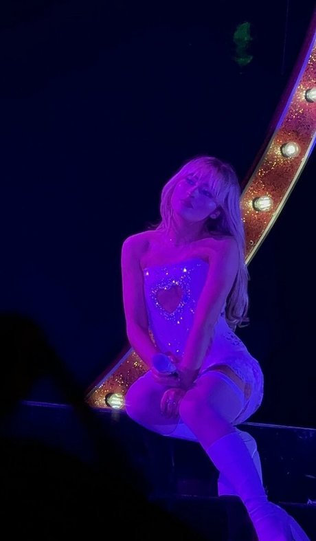 Sabrina Carpenter