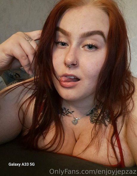 Naken läckt OnlyFans-bild av Enjoyjepzaz