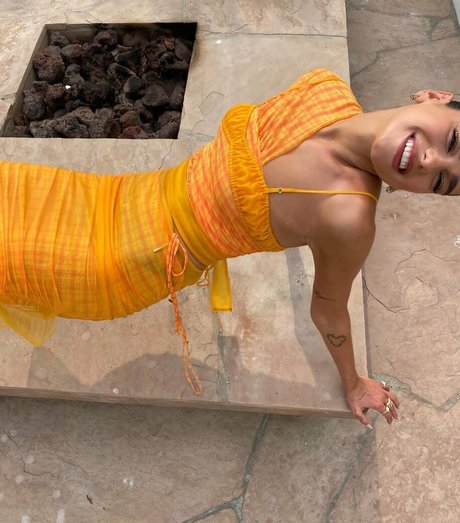 Dua Lipa