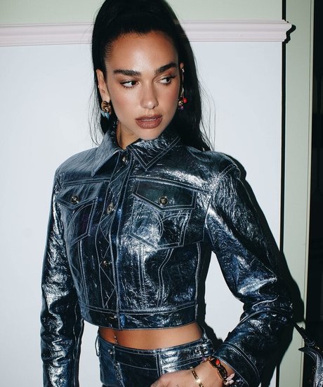Dua Lipa