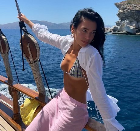 Dua Lipa