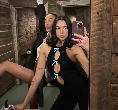 Dua Lipa