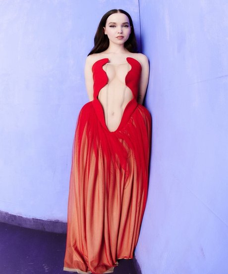 Dove Cameron