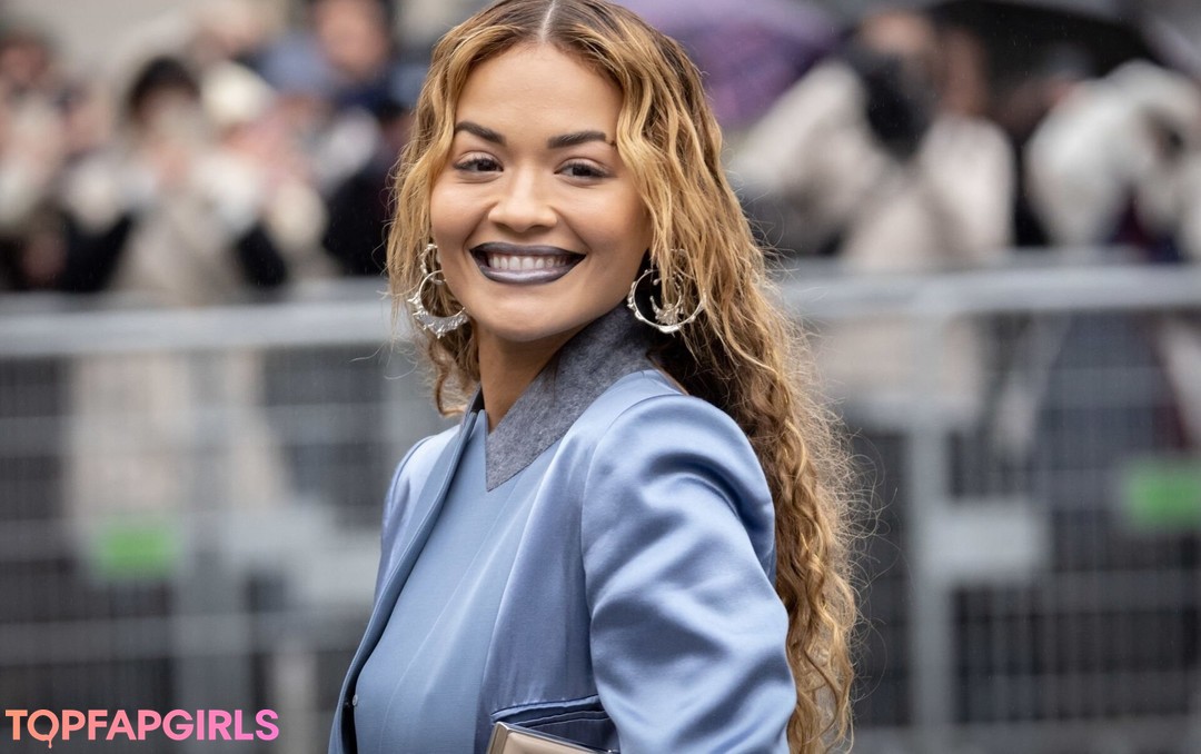Nahá fotka uniklých OnlyFans od Rita Ora #1219