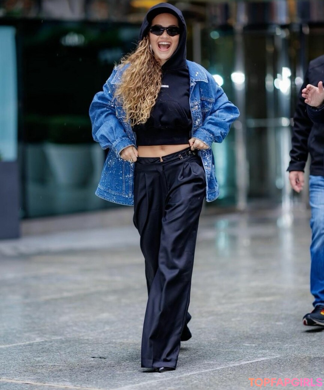 Nahá fotka uniklých OnlyFans od Rita Ora #1303