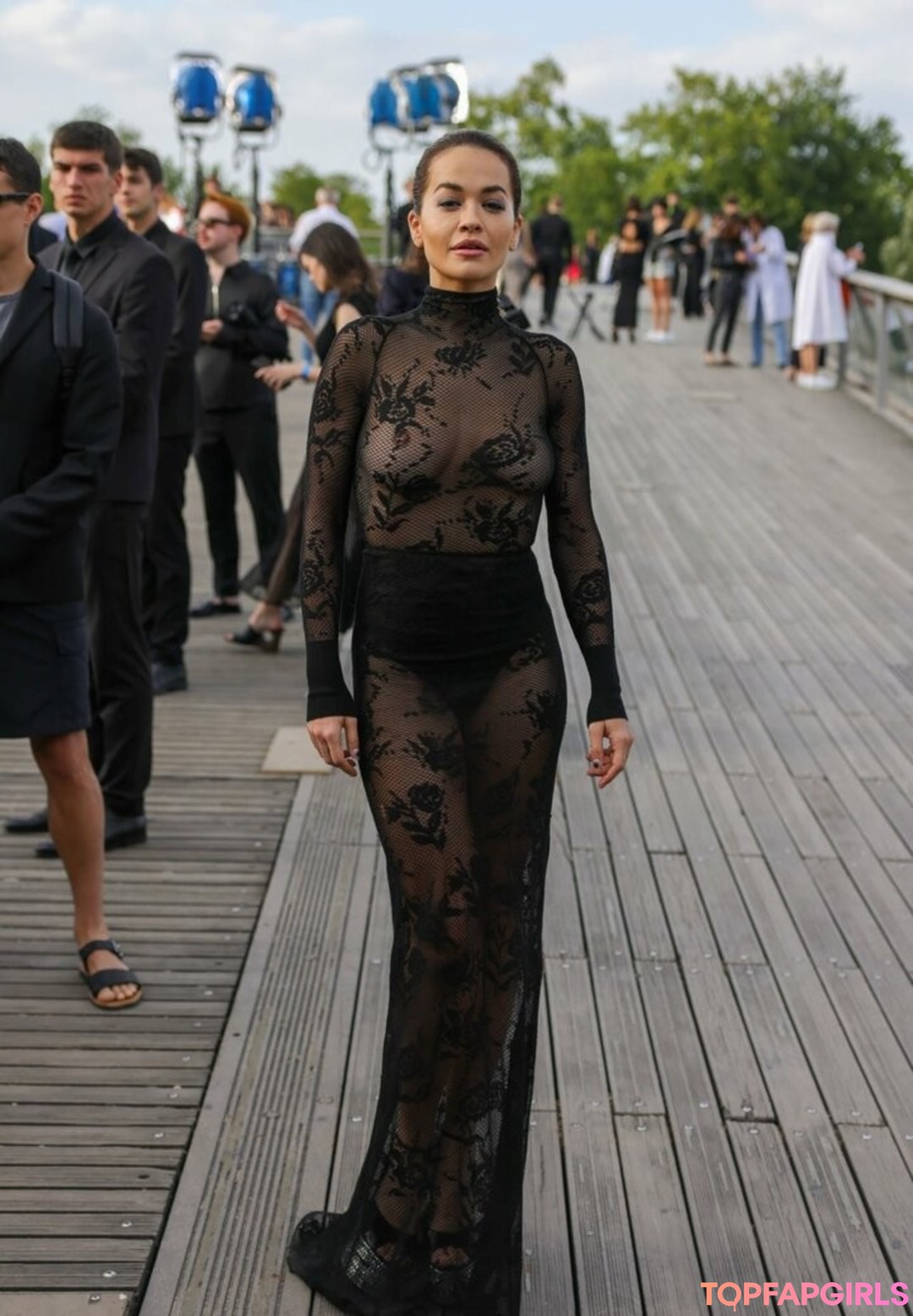 Nahá fotka uniklých OnlyFans od Rita Ora #1716
