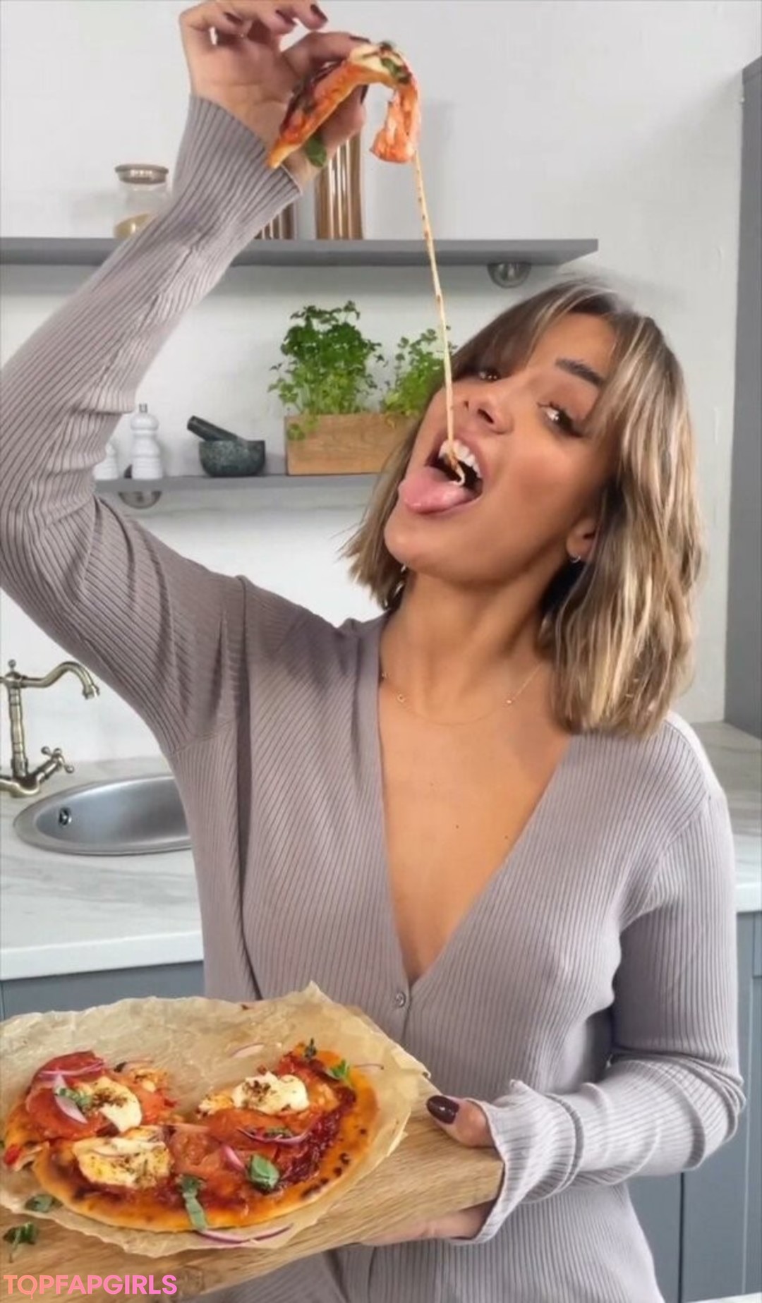 Nahá fotka uniklých OnlyFans od Frankie Bridge #1315