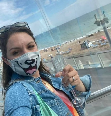 Laura Tobin