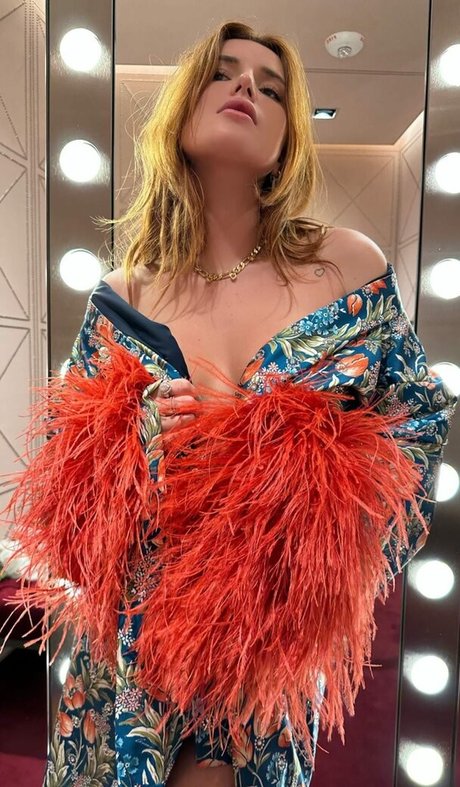 Bella Thorne