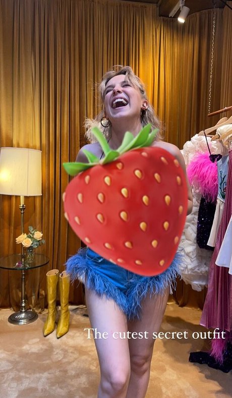 Nahá fotka uniklých OnlyFans od Millie Bobby Brown