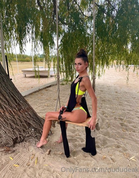 Nahá fotka uniklých OnlyFans od Dududeak