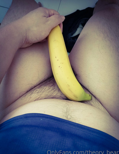 Nahá fotka uniklých OnlyFans od Theorybear