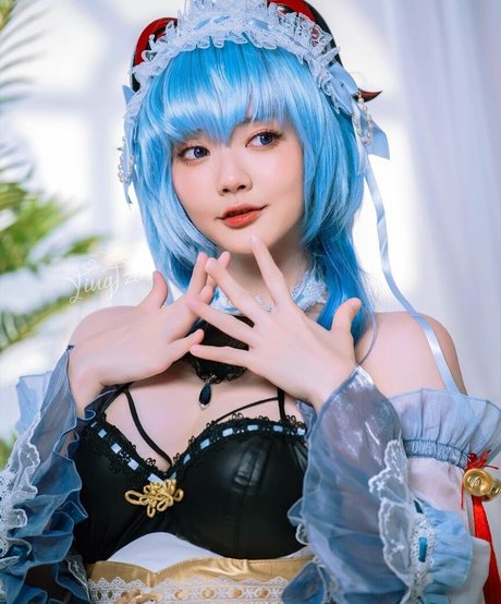 Ying Tze