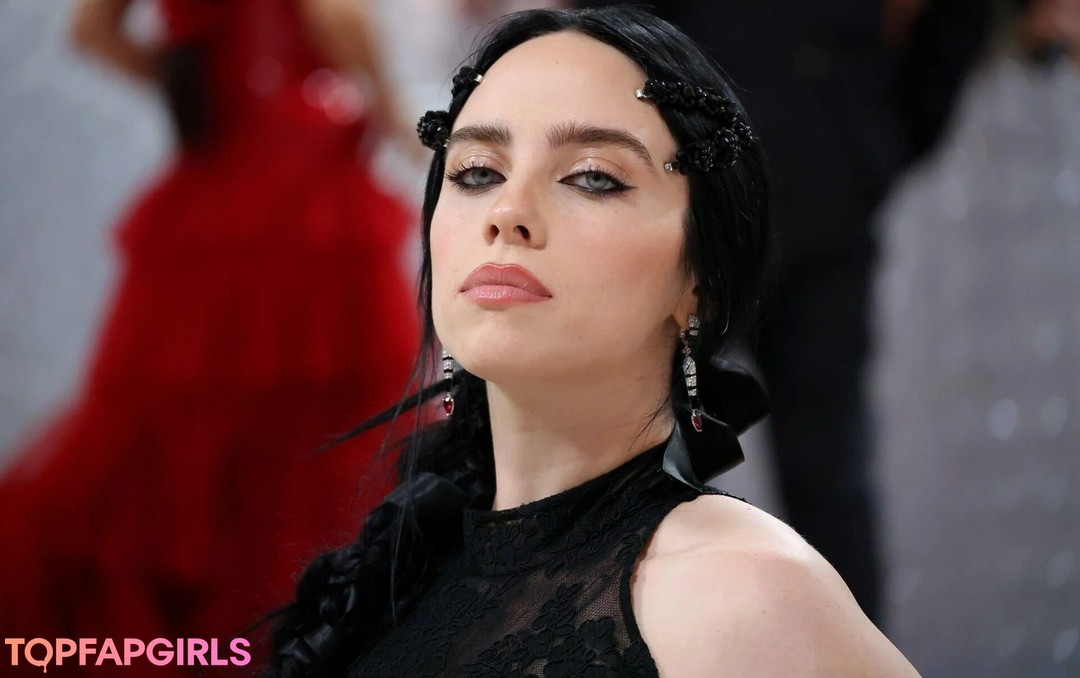 Nahá fotka uniklých OnlyFans od Billie Eilish #1154