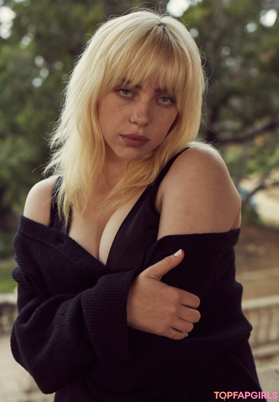 Nahá fotka uniklých OnlyFans od Billie Eilish #1555