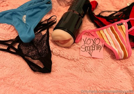 Smashleyyx96