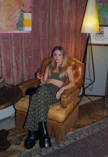 Naken lekkede OnlyFans-bilde av Freya Allan