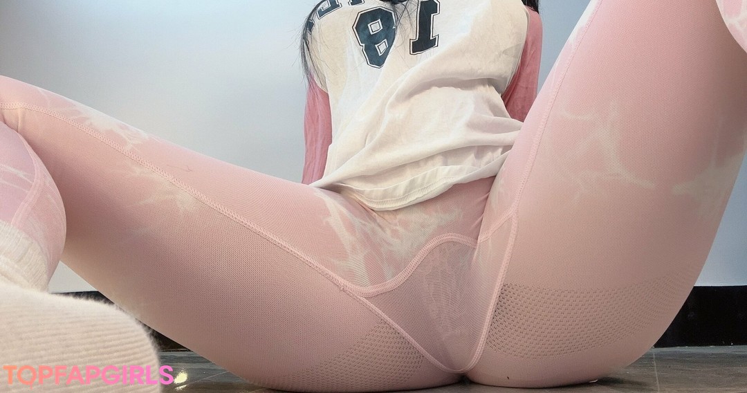 Nahá fotka uniklých OnlyFans od Qiaoniutt #1304