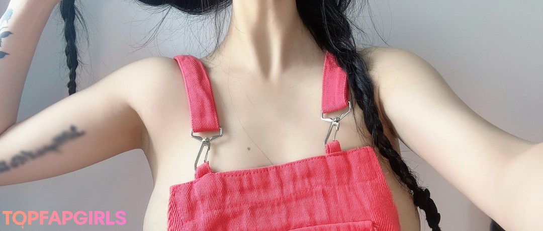 Qiaoniutt OnlyFans 유출 누드 사진 #1901