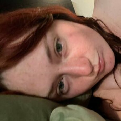 Nacktes geleaktes OnlyFans-Foto von Klaireelizabeth