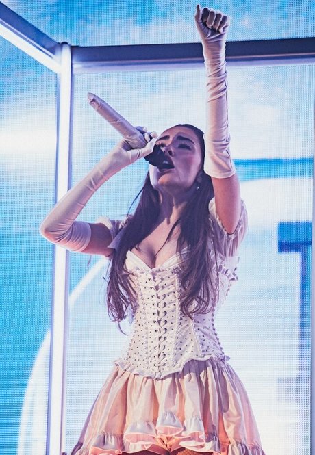 Madison Beer