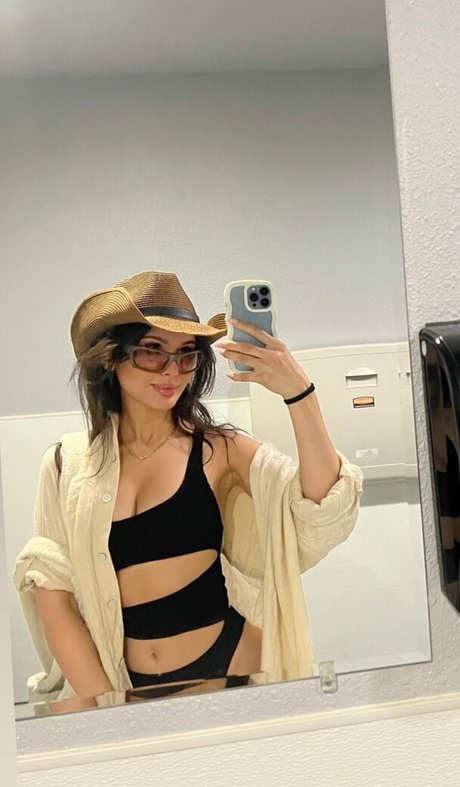 Sssniperwolf