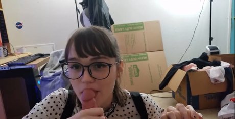 Naken lekkede OnlyFans-bilde av Claire Tennebrarum