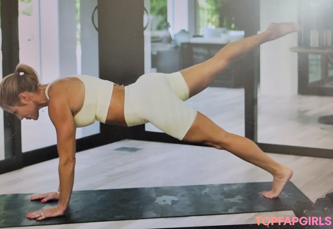 Nahá fotka uniklých OnlyFans od Torrie Wilson #1435