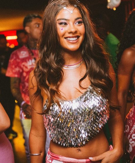 Bella Campos