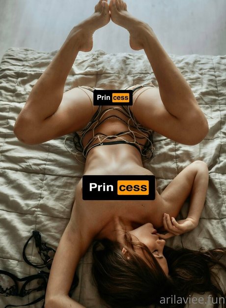 Arilavieefree  nude leaked OnlyFans photo