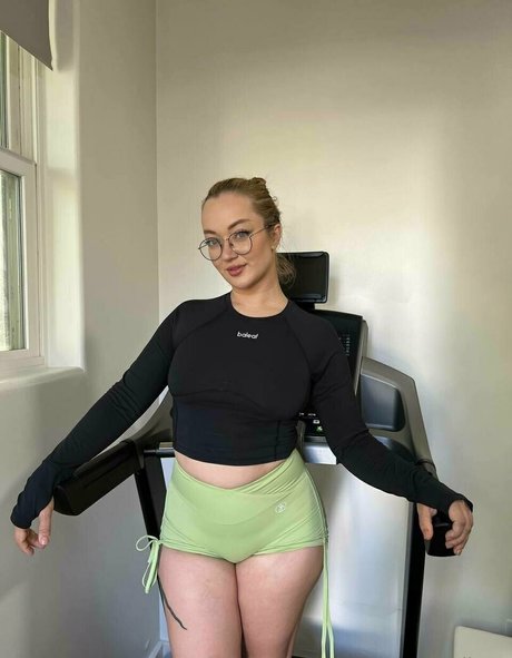 Emmamagnoliaxo