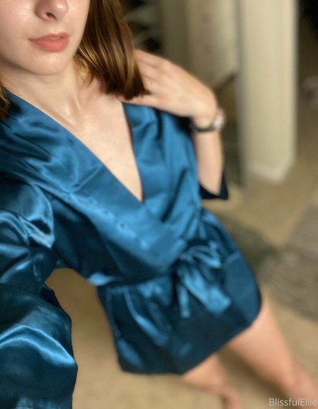 Blissfulellie OnlyFans泄露裸照